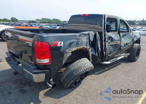 2007 GMC Sierra 2500Hd Slt from USA, damaged, VIN 1GTHK23637F520323